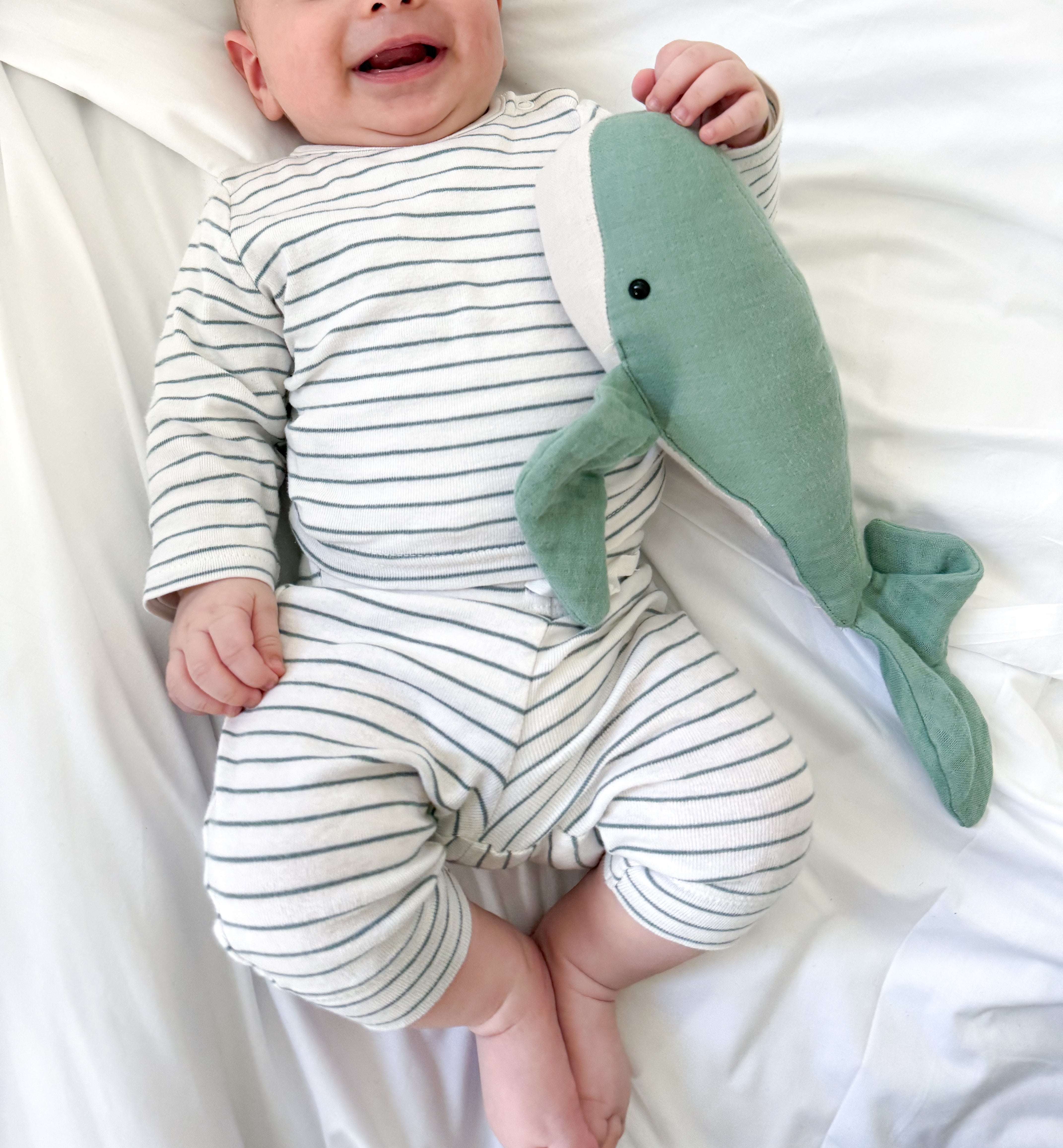 Kuscheltier Wal in Salbeigrün - Kindesglueck Kuscheltier