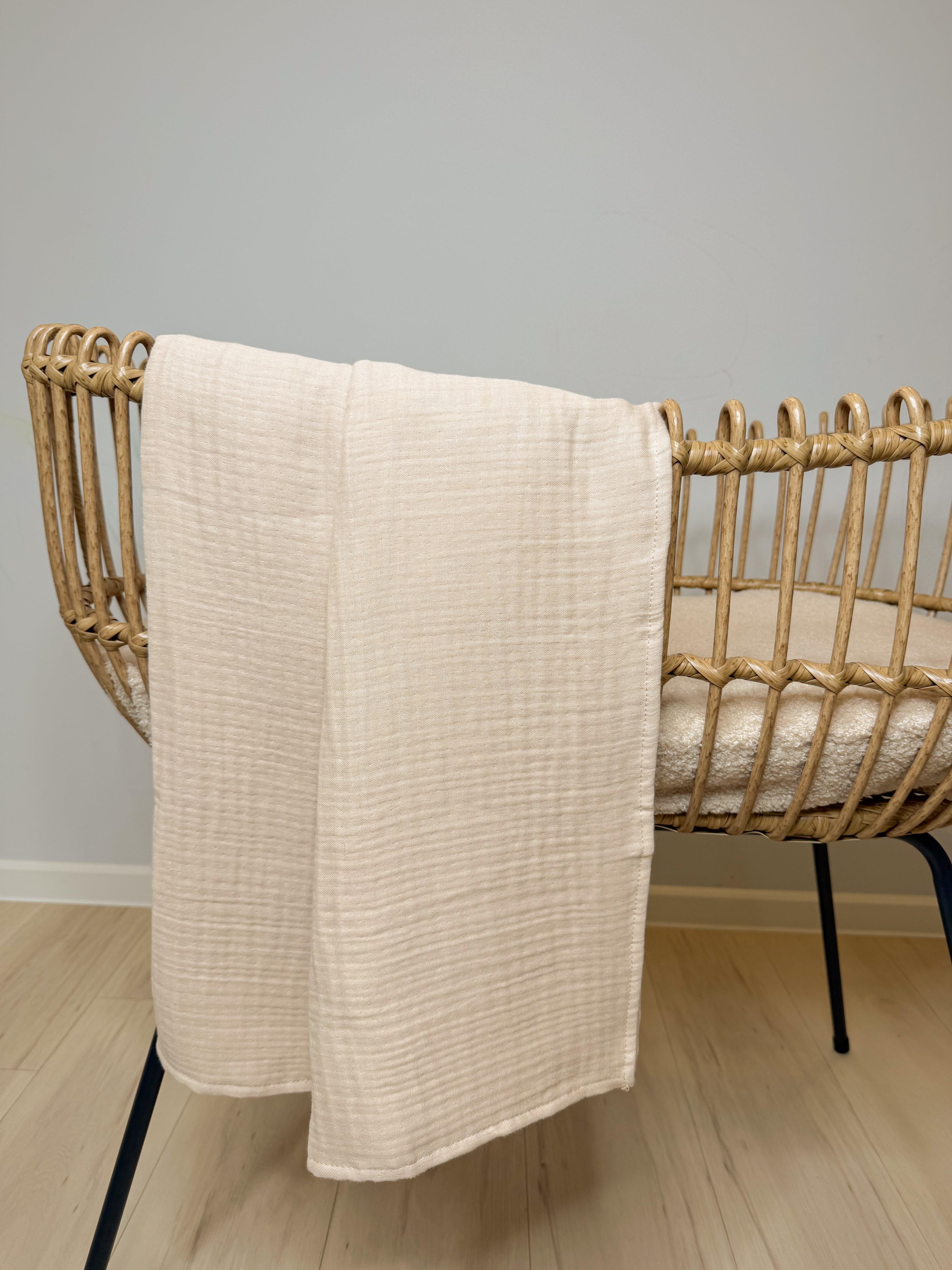 SET Personalisiertes Kissen + Decke aus Musselin - 4 - lagig, 100% Baumwolle - Kindesglueck