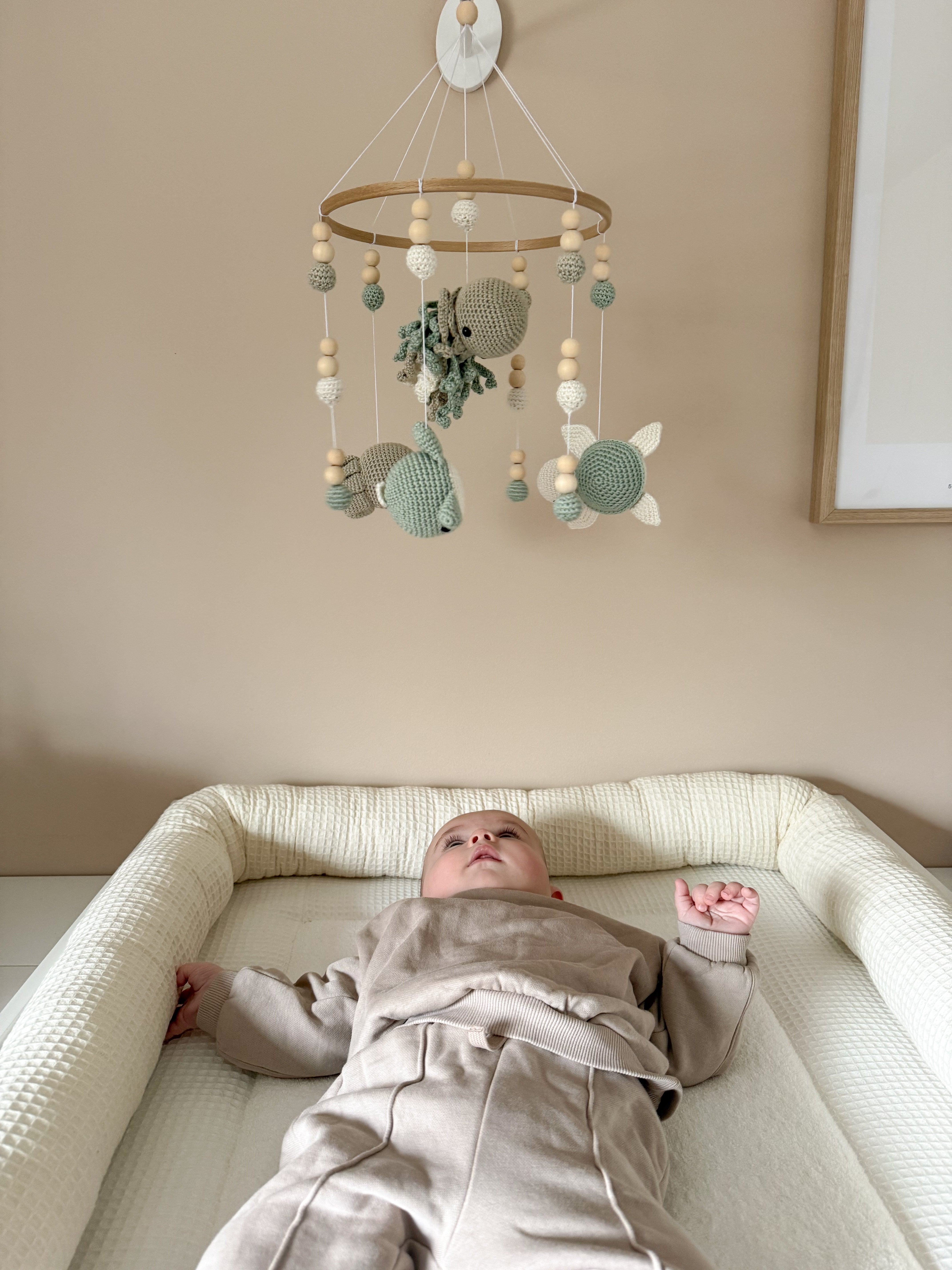 Unteransicht Baby Mobile „Under the Sea – Baby View Edition“ in pastellgrün - Kindesglueck Baby - Mobiles