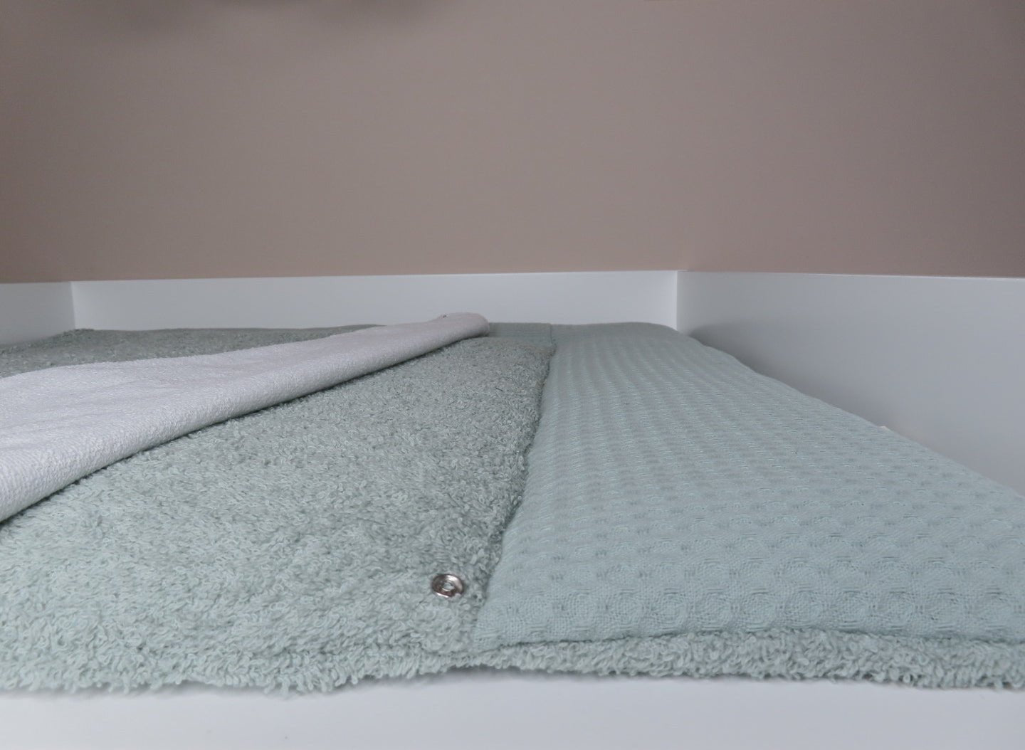 Wickelauflage „soft Mint“ – Baumwolle - Waffelpique (Oeko - Tex) mit abnehmbarer Frotteeauflage - Kindesglueck