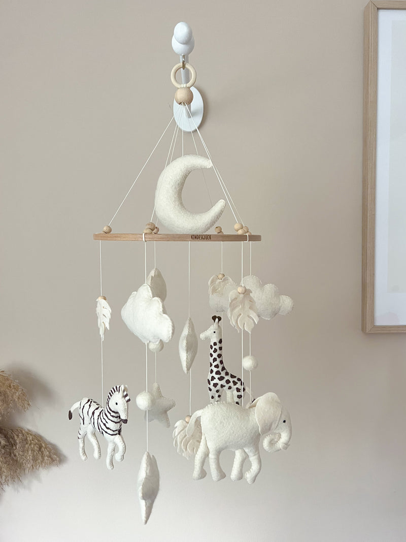 Baby Mobile „Safari“ in beige mit Elefant, Giraffe und Zebra