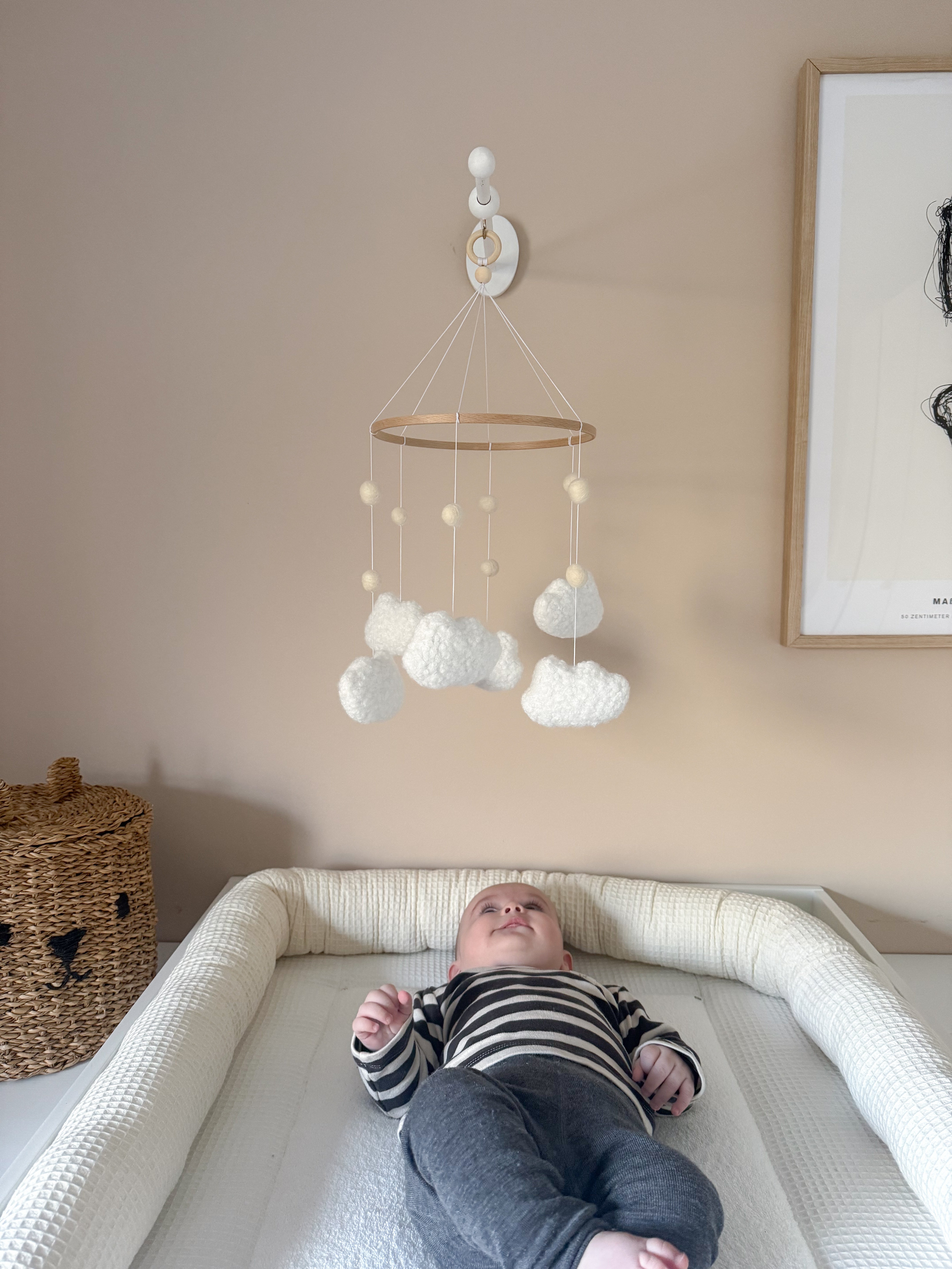 Baby Mobilé „Wolkenzauber“ aus Bouclé - Kindesglueck Baby - Mobiles