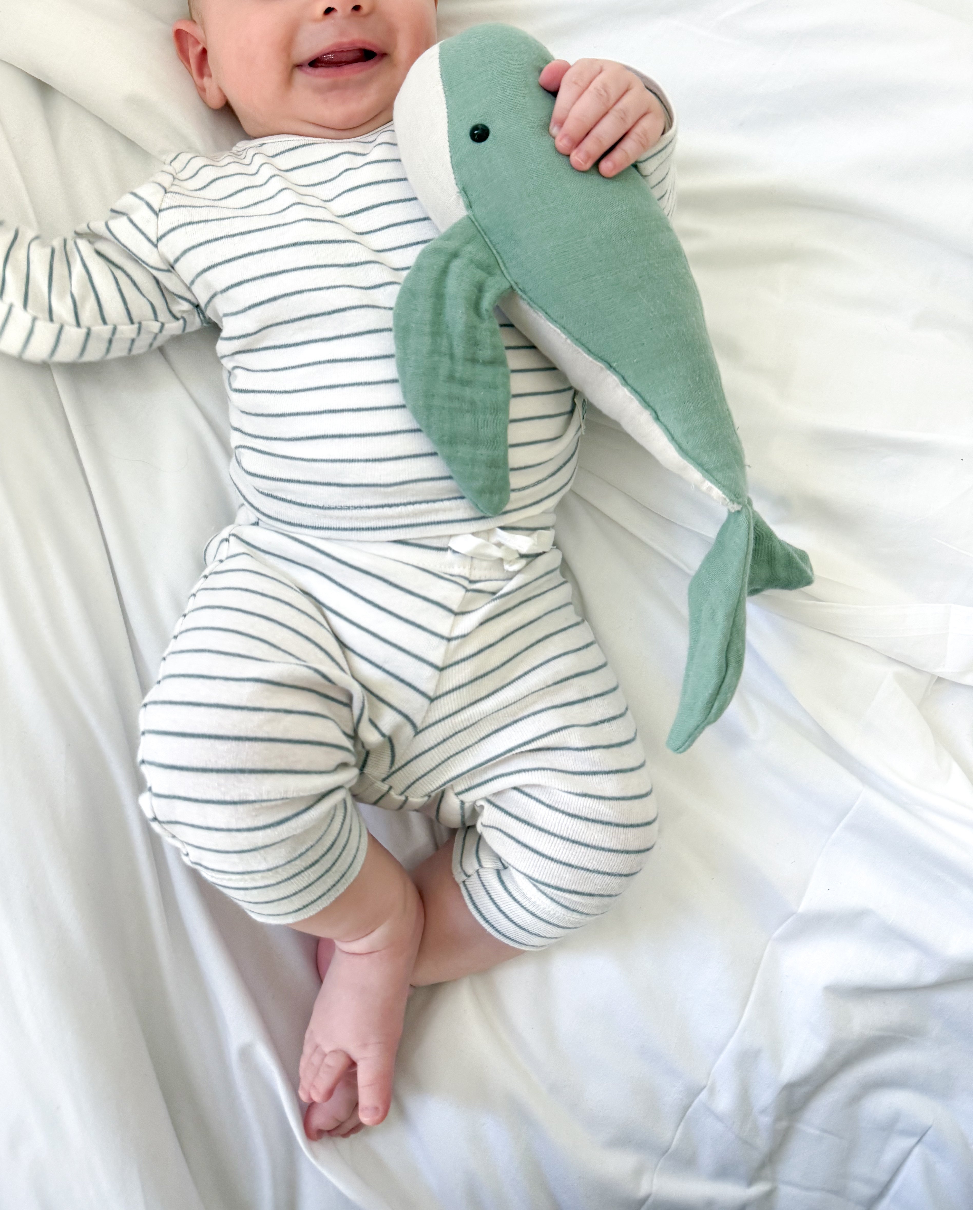 Kuscheltier Wal in Salbeigrün - Kindesglueck Kuscheltier