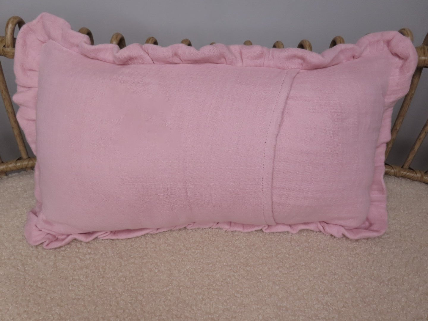 Personalisiertes Kissen, Geburtskissen aus Musselin in verschiedenen Farben - Kindesglueck Geschenksets für Babys