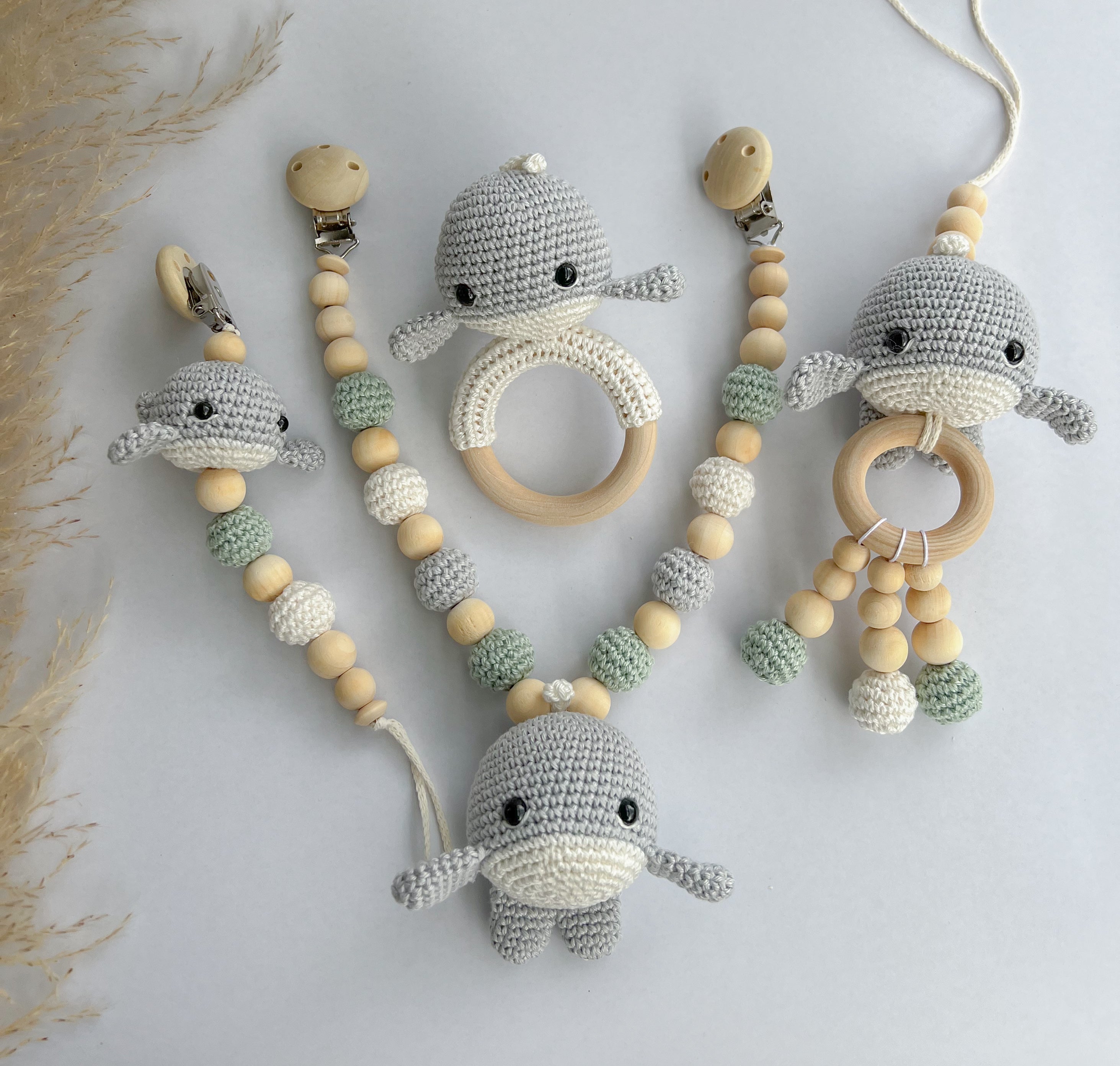 Set Wal in Grau und Mint - Kindesglueck Geschenksets für Babys